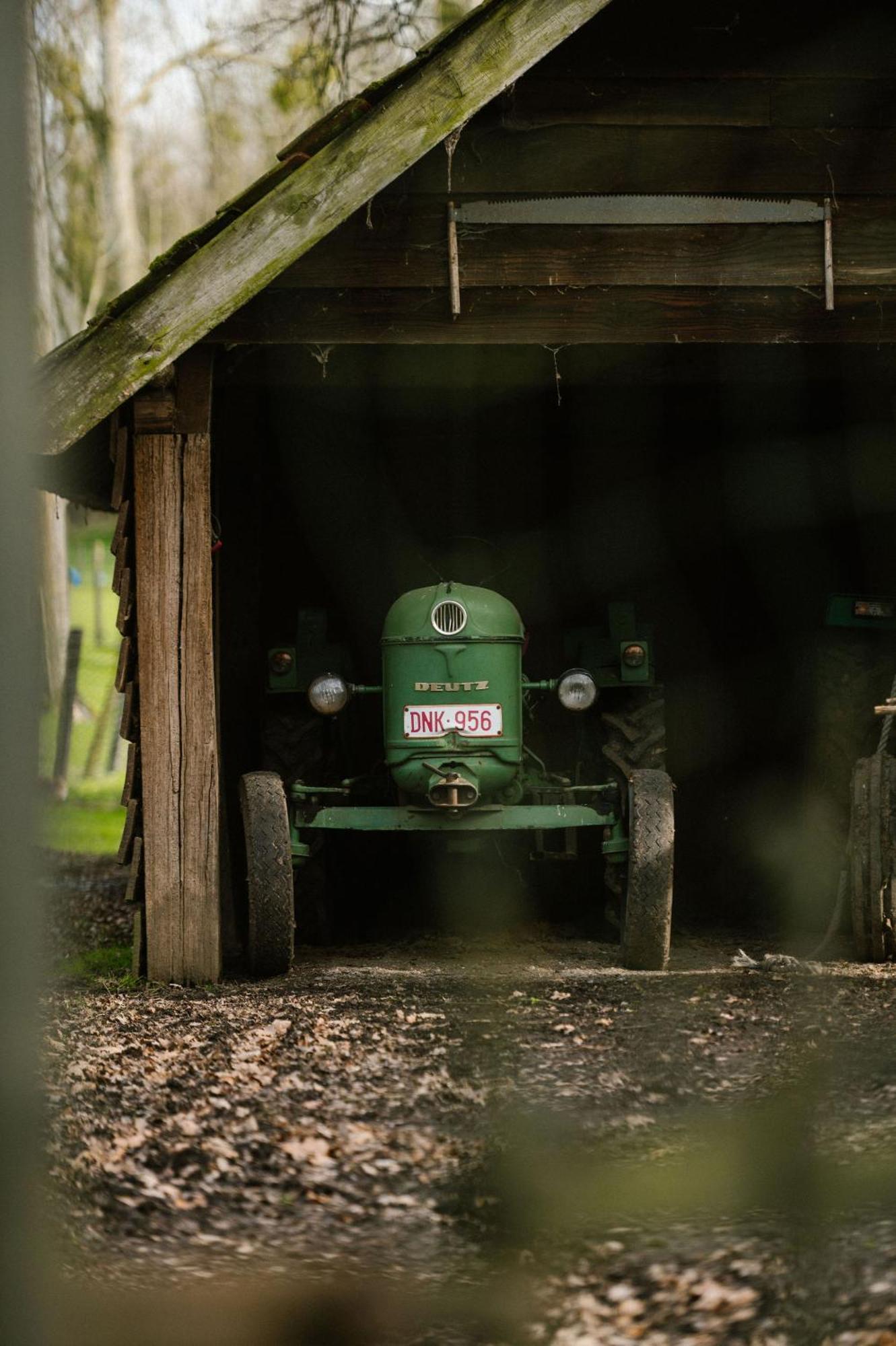 Hoeve De Reetjens - La Porcherie Bilzen Bagian luar foto